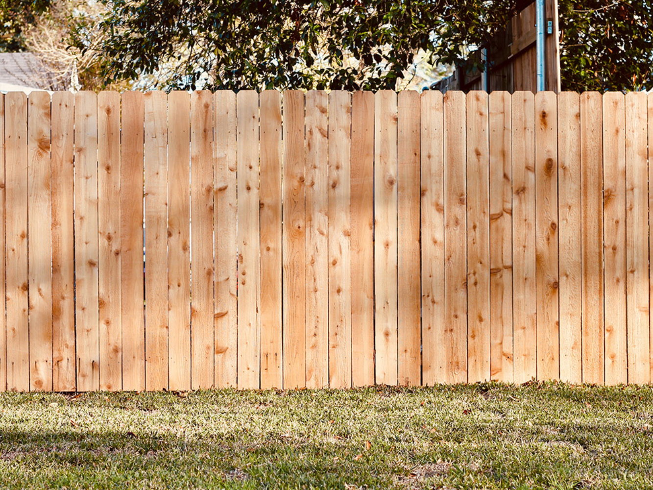 Henrico County VA stockade style wood fence